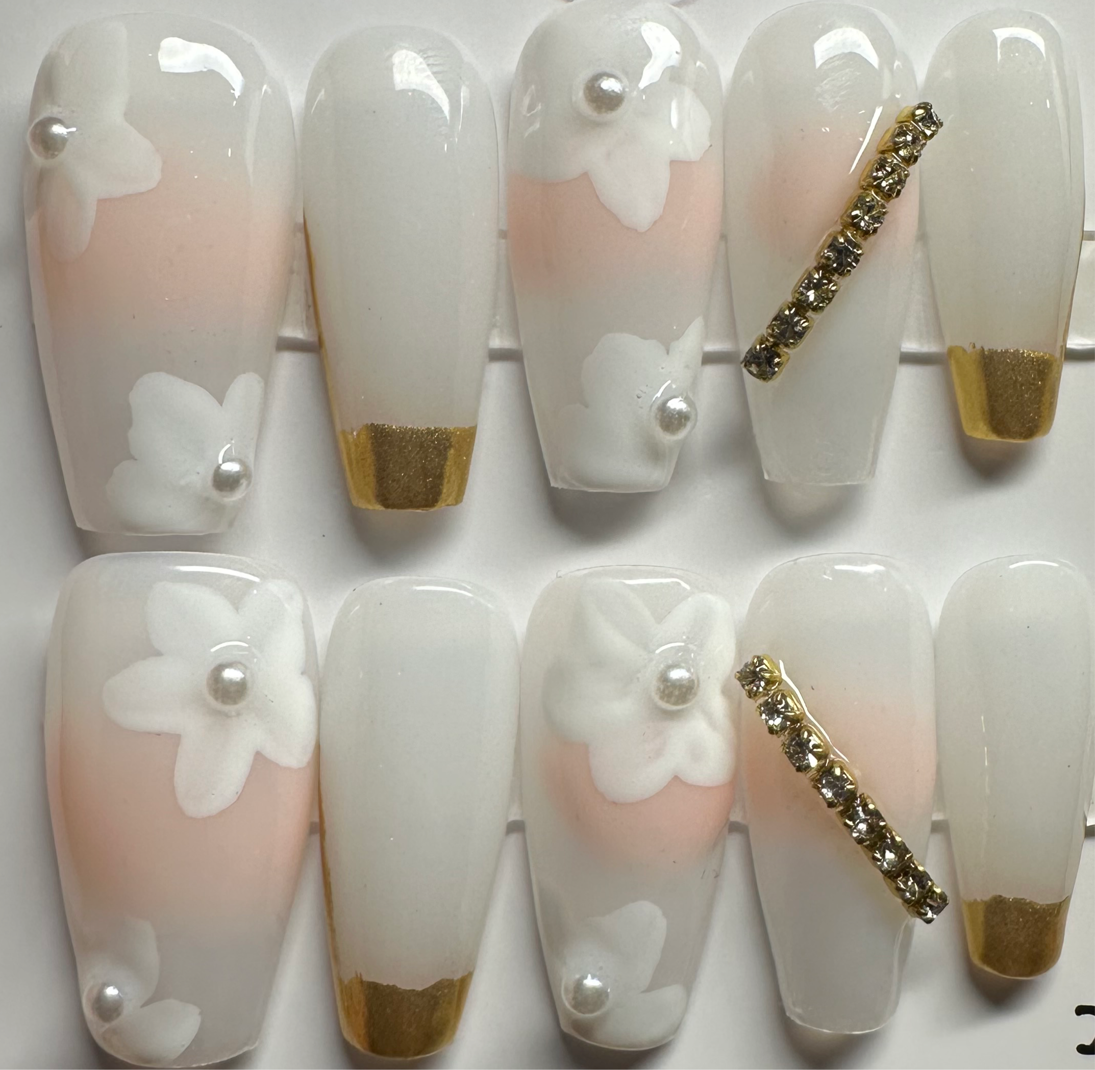 Elegance White Blossom￼ - NJM Nails 